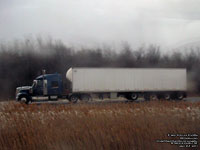 Unidentified International truck